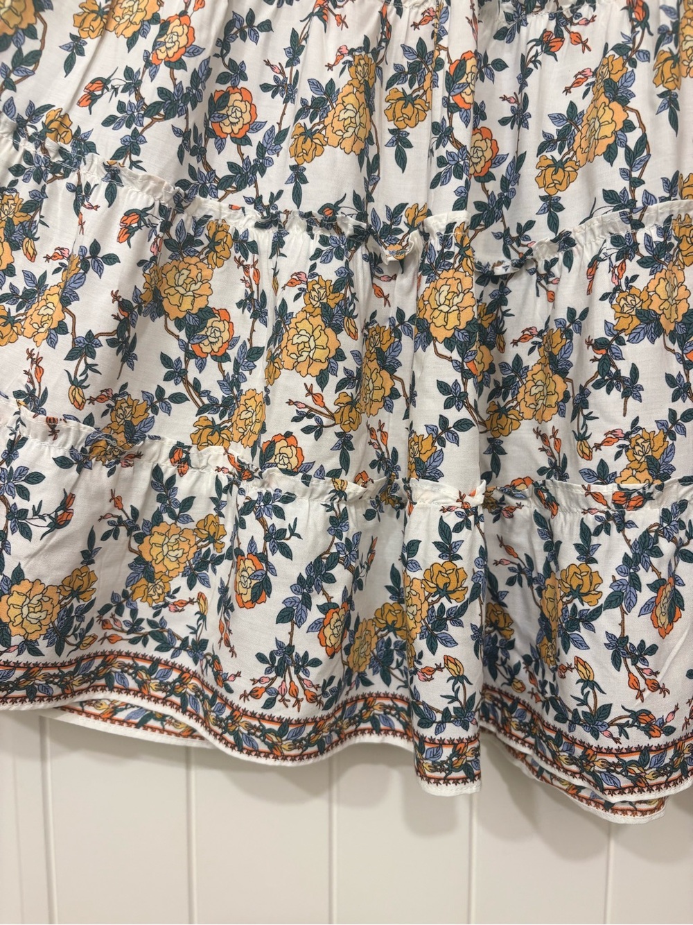 Max Studio Floral Tiered Skirt Butter Yellow Ivory Rayon Smocked Waist Large NWT - Picture 7 of 11